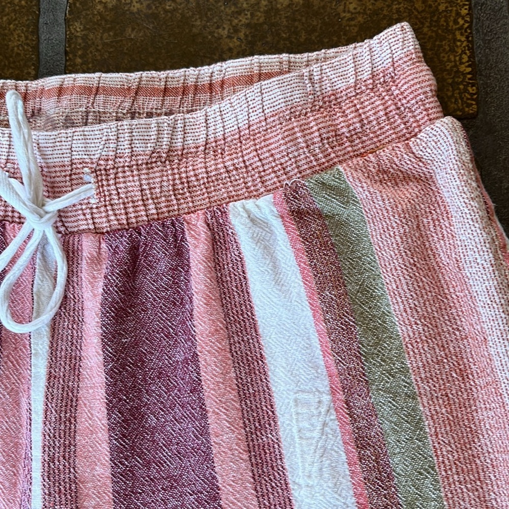 Striped Ankle Crop Pants in Pink Stripe - Picture 6 of 14